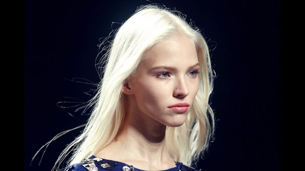 Sasha Luss - Top Model Russa