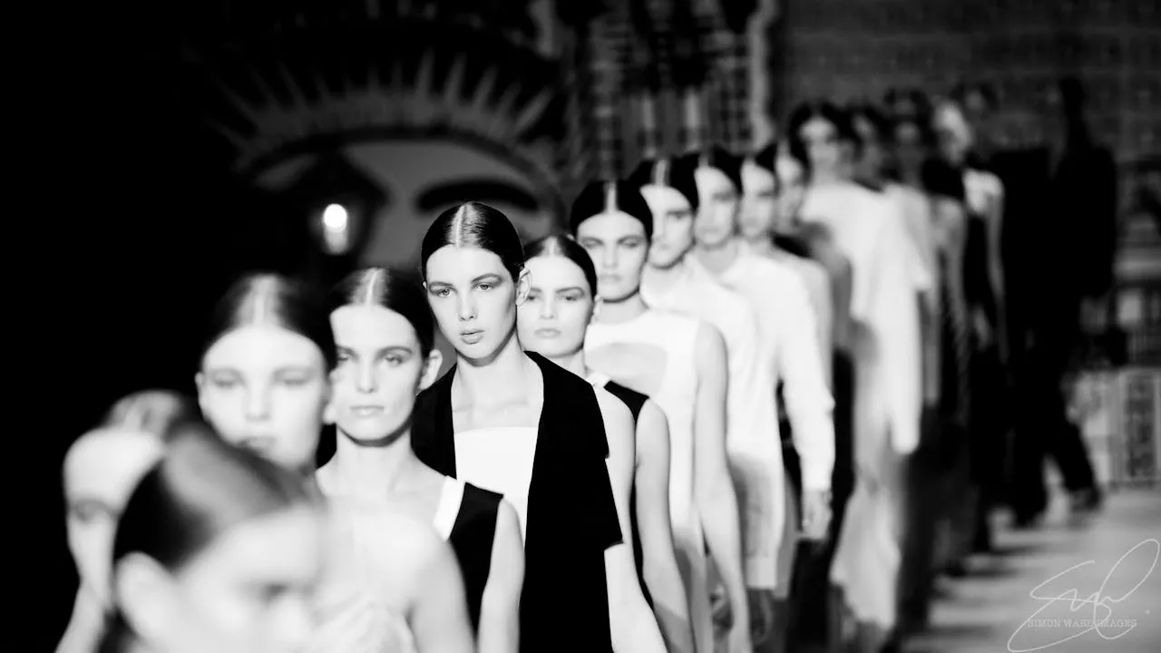 Le tendenze moda viste alle Fashion Week 2026: cosa indosseremo davvero nei prossimi mesi